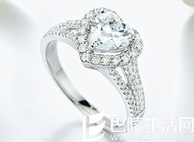 钻戒成色影响钻戒价格