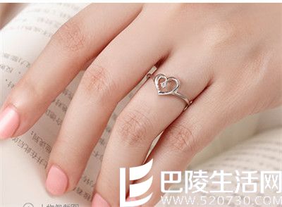 铂金首饰怎么搭配更加浪漫?