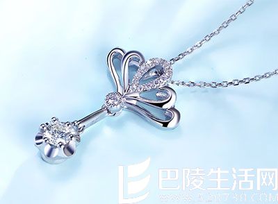 周大生钻石吊坠价格 图片