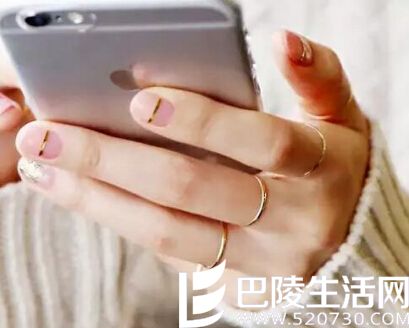 国外流行的时尚戒指戴法