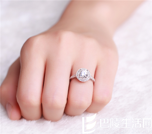 钻戒图片