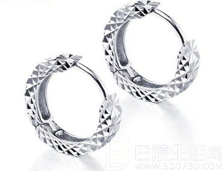 周大福铂金耳环官网淘宝天猫价格【热卖】