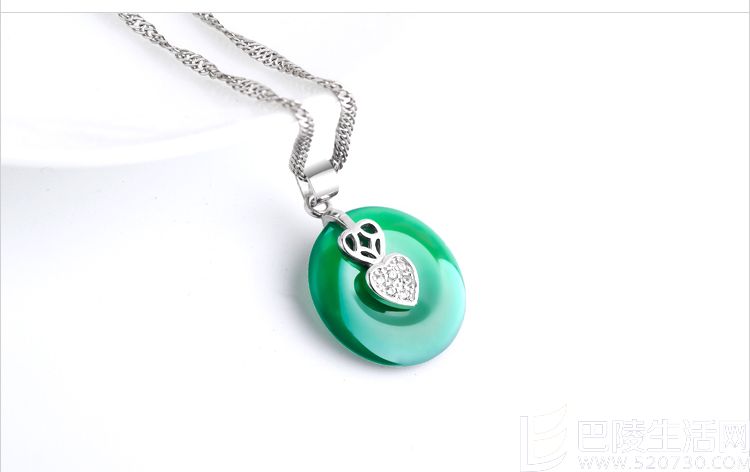 玉髓吊坠最新款式图片