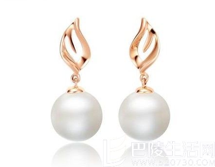 周大福珍珠耳环官网淘宝天猫价格【热卖】