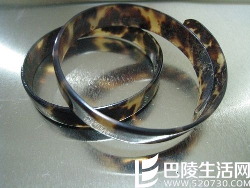 玳瑁仿制品鉴别方法
