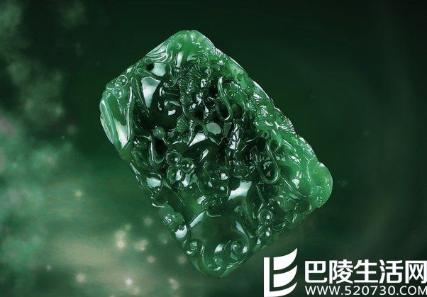 翡翠和玉的区别，翡翠和玉哪个好