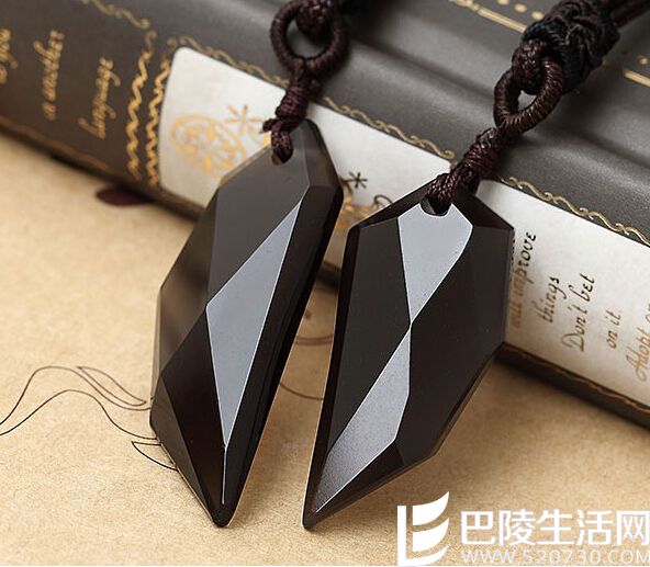 黑曜石吊坠消磁方法