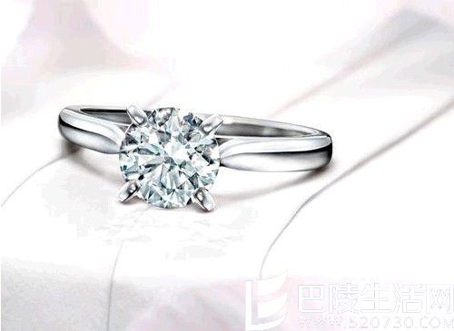 宝格丽1克拉钻戒图片