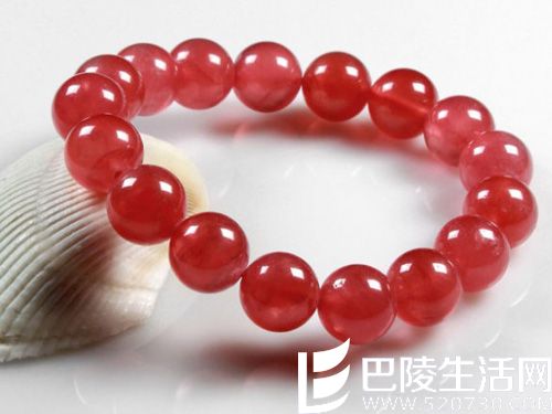 红纹石手链作用-缓和心情