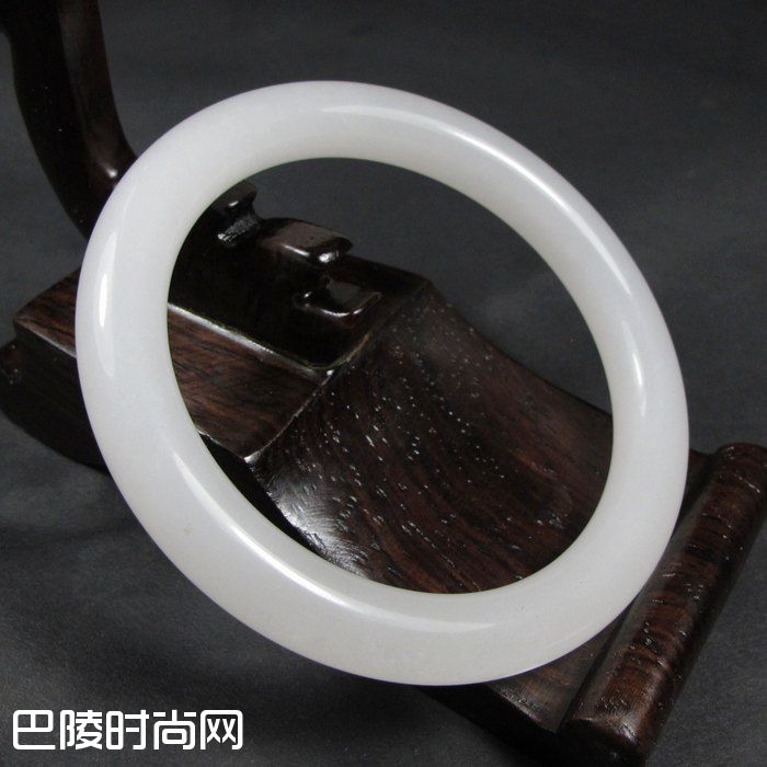 晶白玉品质好坏辨别