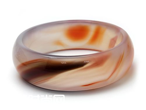 玛瑙手镯价格多少合适