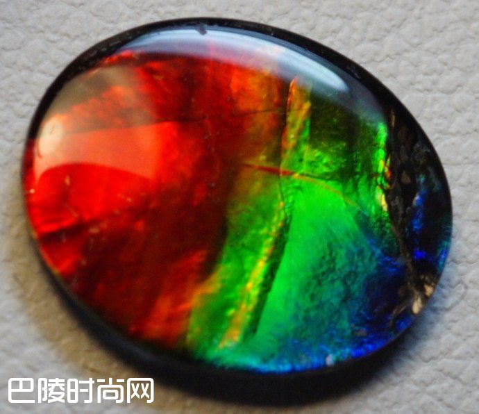 斑彩石真假鉴别