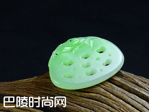 翠青玉真伪鉴别