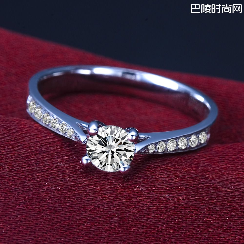 》》点击进入【女神】 白18k金35分/0.35克拉钻石戒指