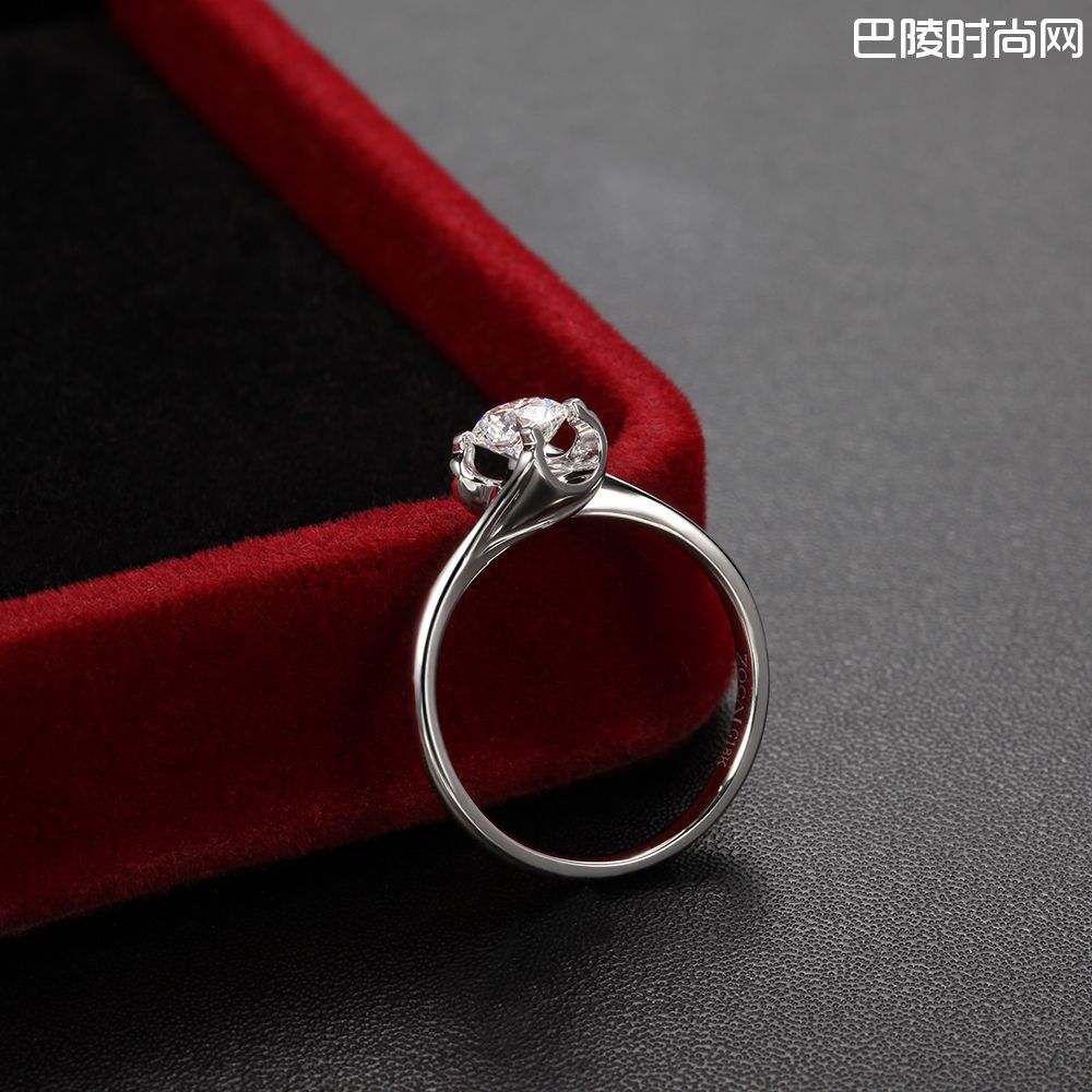 四爪钻戒多少钱