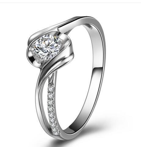 18K白金钻戒多少钱