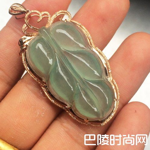 树叶吊坠有什么寓意