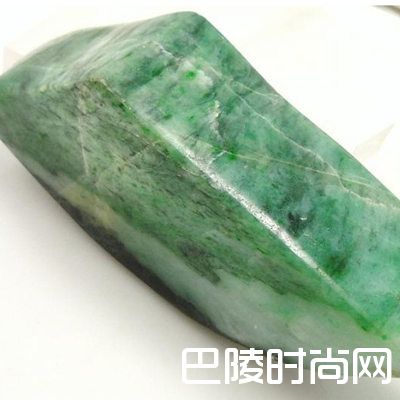 翡翠原石的鉴别方法