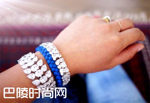 高雅时尚水钻手镯DIY教程