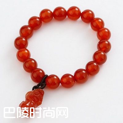 翡翠手链一般几颗珠子