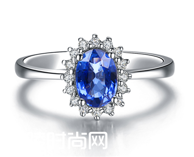 蓝宝石结婚戒指