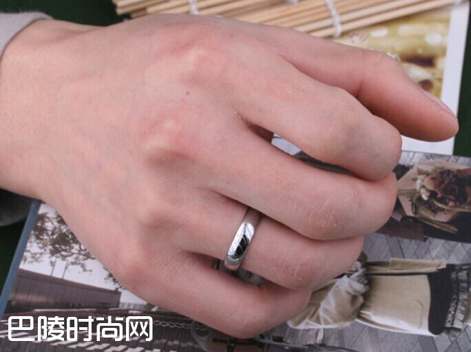  男的结婚戒指挑选技巧