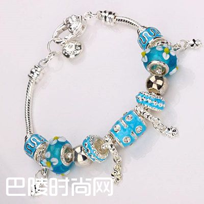 潘多拉手链搭配图片