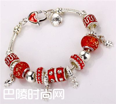 潘多拉手链搭配图片