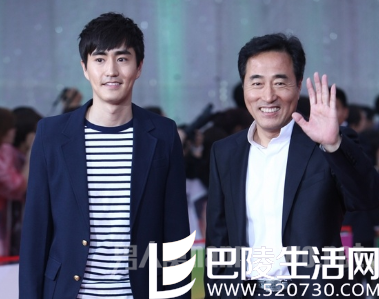 杨玏的父亲是谁 杨玏的父亲是谁