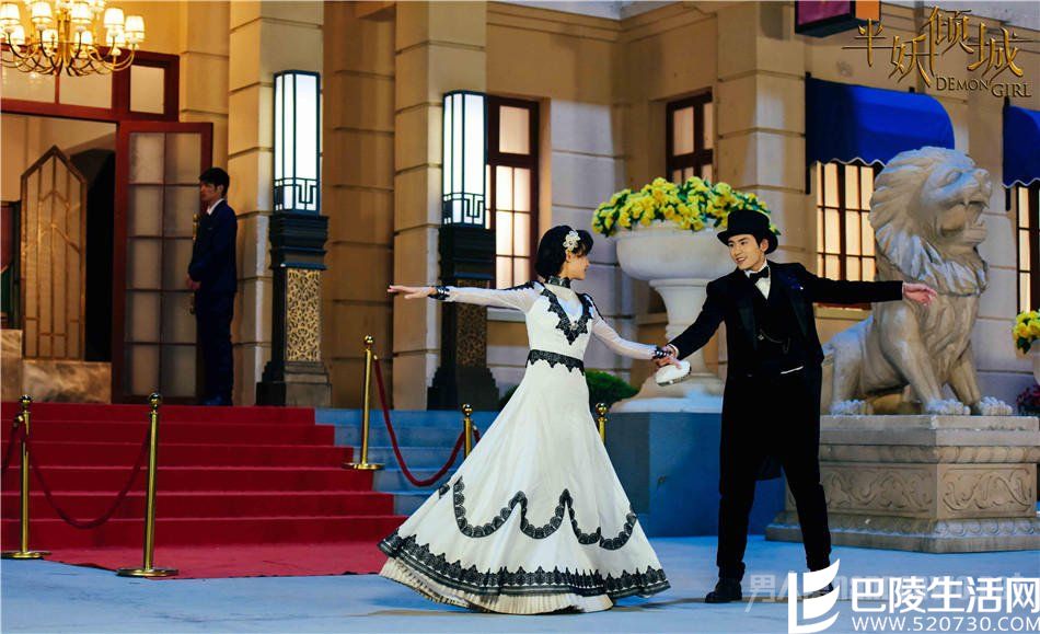 张哲瀚李一桐跳舞 张哲瀚李一桐跳舞