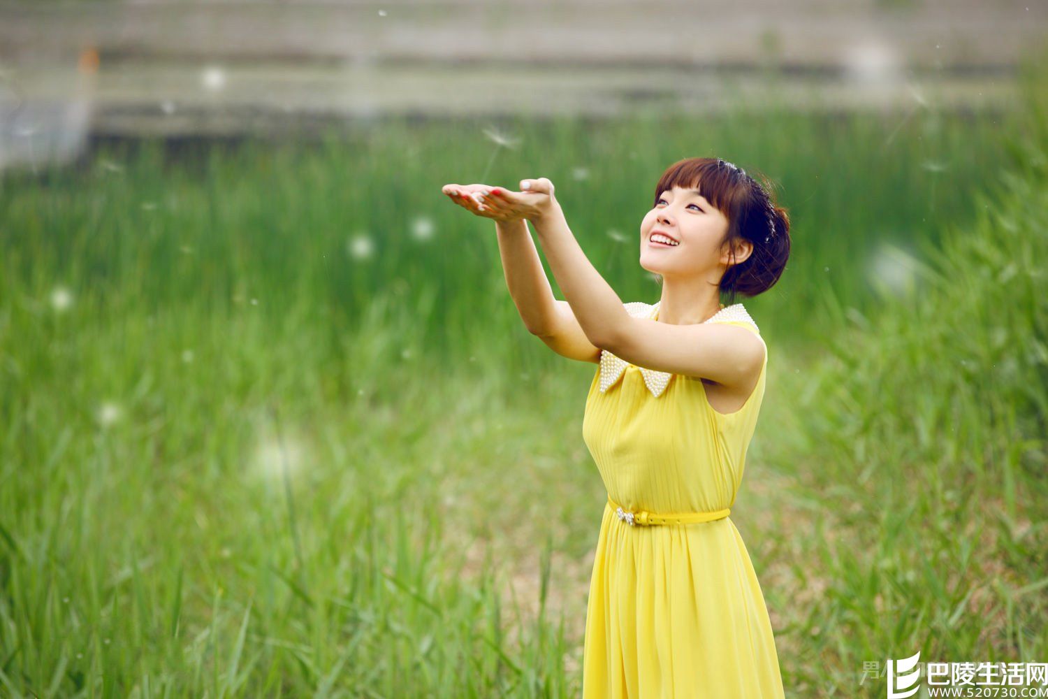 张佳宁素颜照好看吗