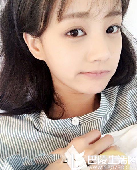 李一桐受伤照片