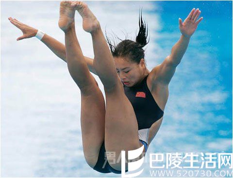 吴敏霞跳水精彩瞬间