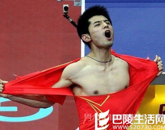 张继科撕衣服 张继科撕衣服