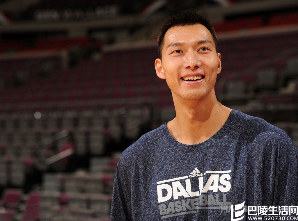 易建联是怎么进入篮球队的