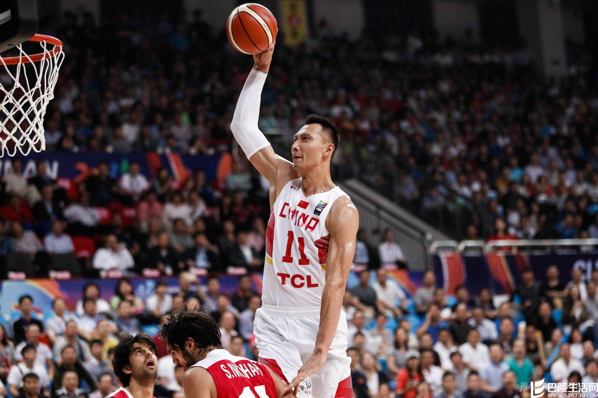 易建联投篮 易建联投篮