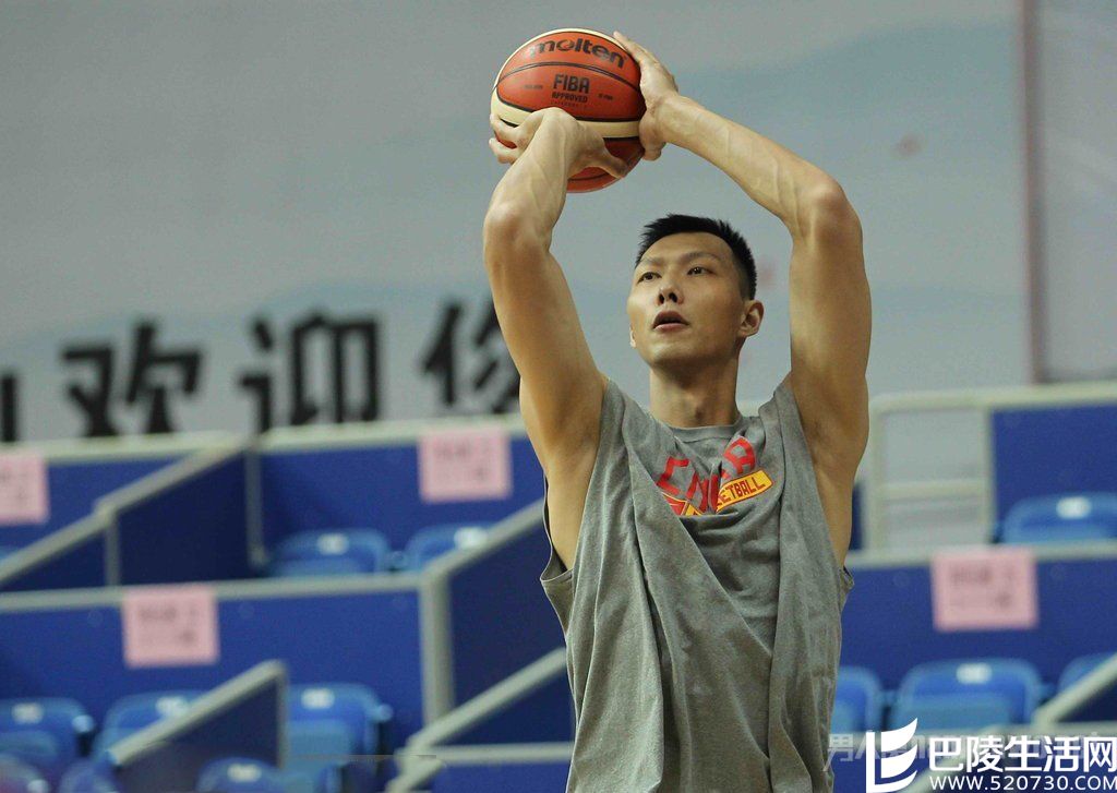 易建联有女朋友吗 易建联有女朋友吗