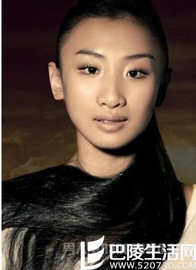 何雯娜拍摄杂志 何雯娜拍摄杂志