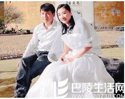 何雯娜男友婚纱照