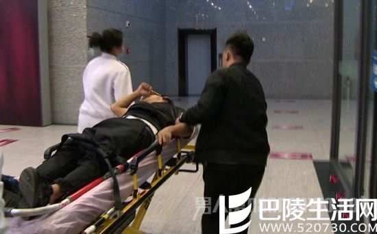 宋小宝录节目中途被直接抬出 宋小宝录节目中途被直接抬出
