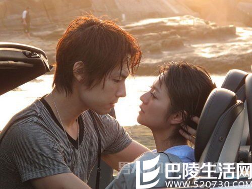 吴建豪安以轩亲热戏不尴尬