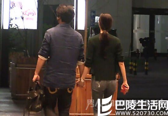 韩雯雯朱孝天被曝牵手逛街 韩雯雯朱孝天被曝牵手逛街