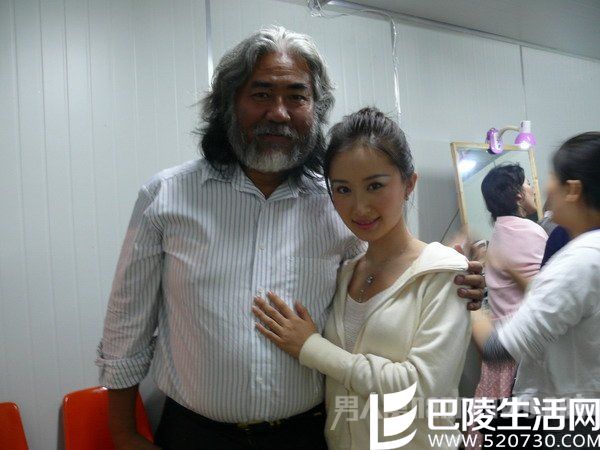 张纪中舒畅合影 张纪中舒畅合影