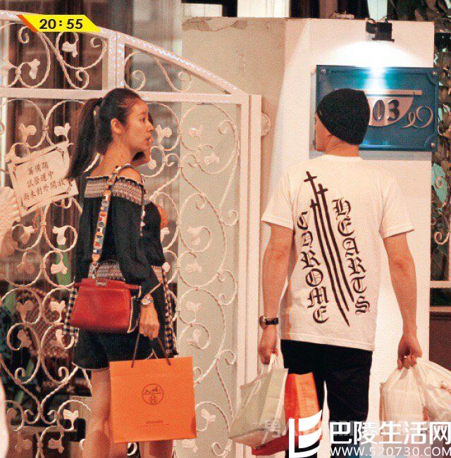 林心如霍建华逛街照