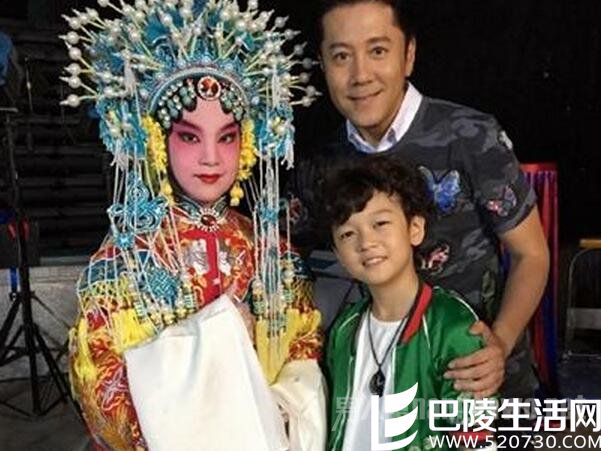 蔡国庆儿子近照