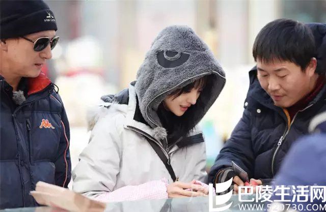 郑爽与爸爸参加旋风孝子