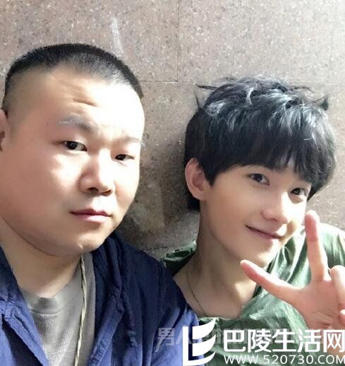 岳云鹏杨洋合影