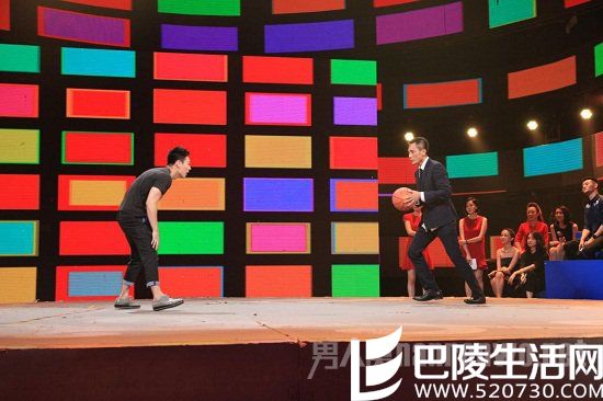 匡牧野刘烨玩篮球 匡牧野刘烨玩篮球