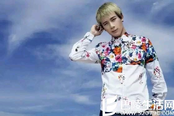 李明霖曾出演MV 李明霖曾出演MV