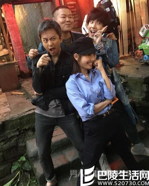 岳云鹏《从你的全世界路过》合照